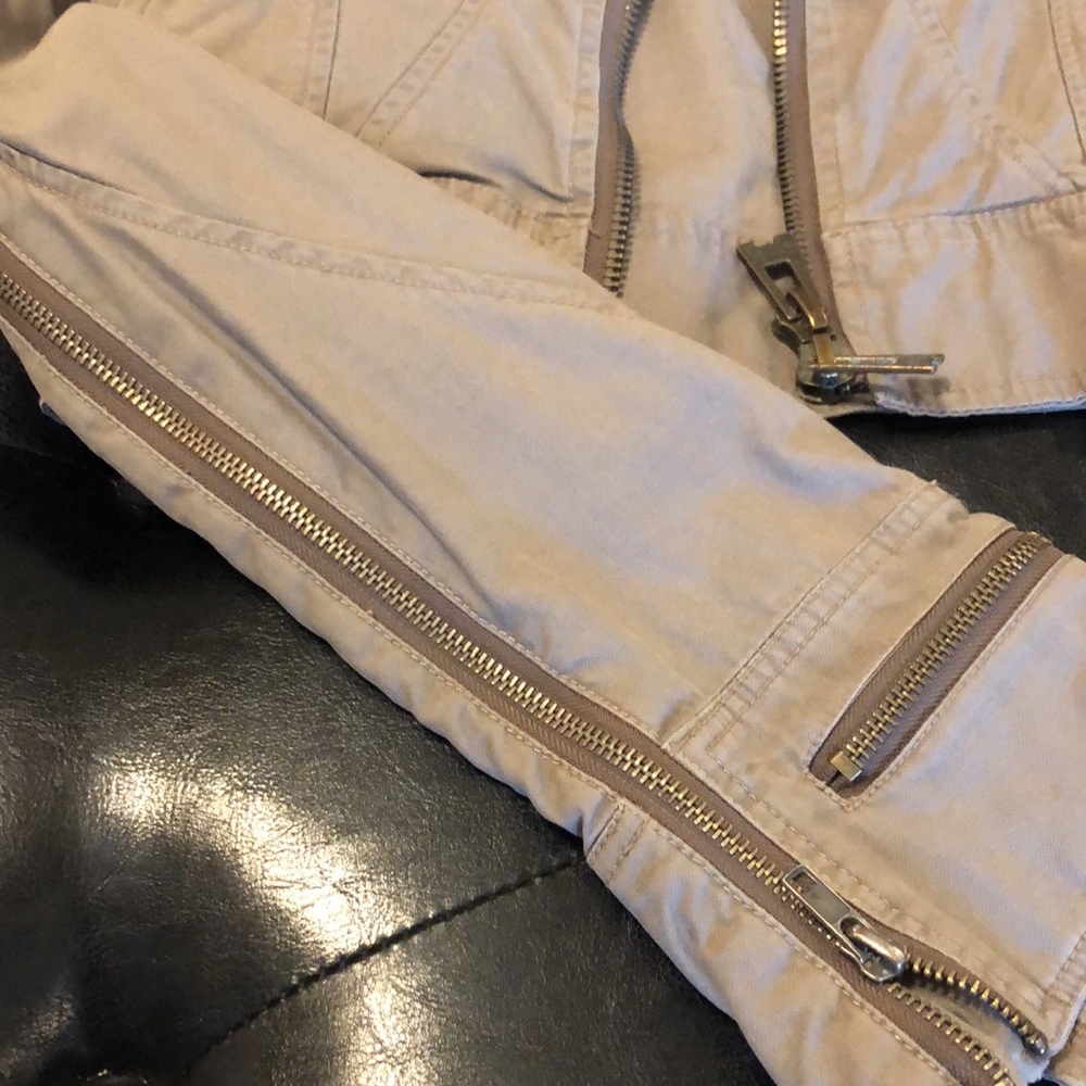 Urban unique upscale look! short jacket small - Picture 4 of 10